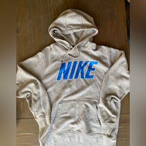 Nike men’s sweatshirt size large, has some discoloration around the drawstring